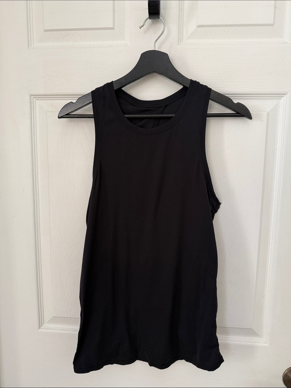 Lululemon athletica Women's black open back tank top